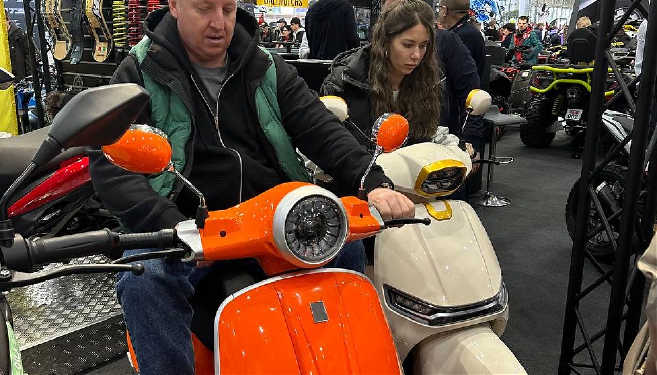 Электроскутеры OKLA на Мотовесне 2025 — будущее уже здесь! фото_13